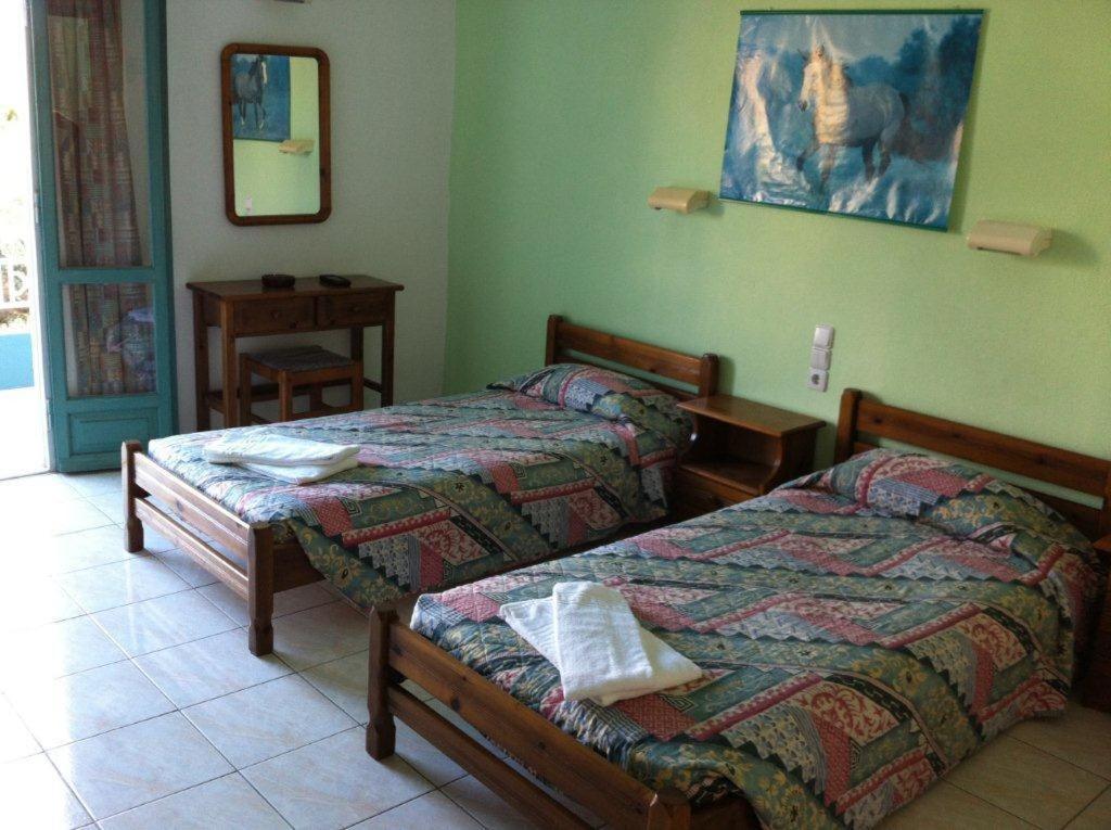 Saloustros Apartments Amoudara Lasithiou Quarto foto